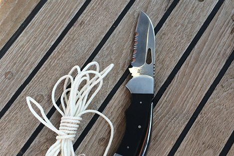 Cutting free a fouled prop