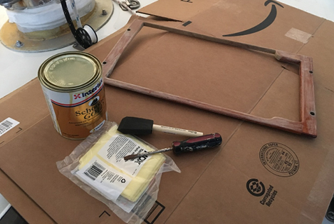 Varnishing trim pieces