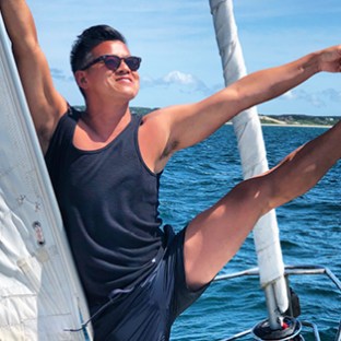 Peter's annual photo shoot aboard Moment